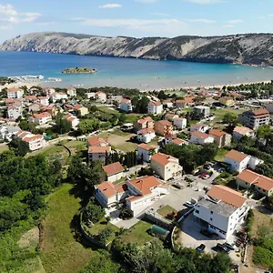  Apartment Kuret