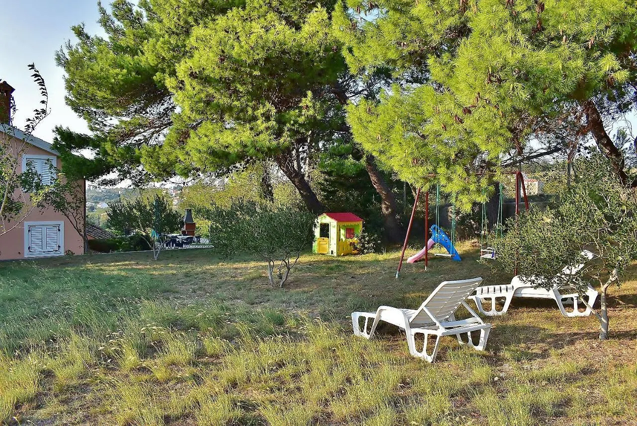 Feniks Apartmani Lopar
